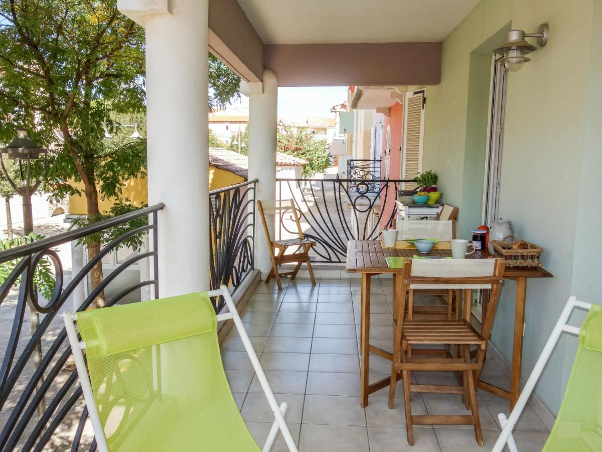 Apartment Le Madrilene By Interhome Saint-Cyr-sur-Mer Buitenkant foto